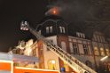 Feuer 3 Dachstuhlbrand Koeln Muelheim Gluecksburgstr P084